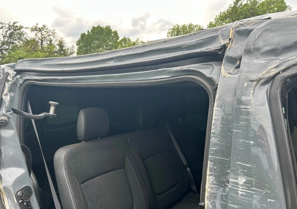 Renault Trafic cena 54000 przebieg: 162000, rok produkcji 2019 z Świdnica małe 79